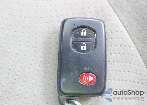 2010 Toyota Prius Ii z USA, uszkodzony, nr VIN JTDKN3DU6A0214713